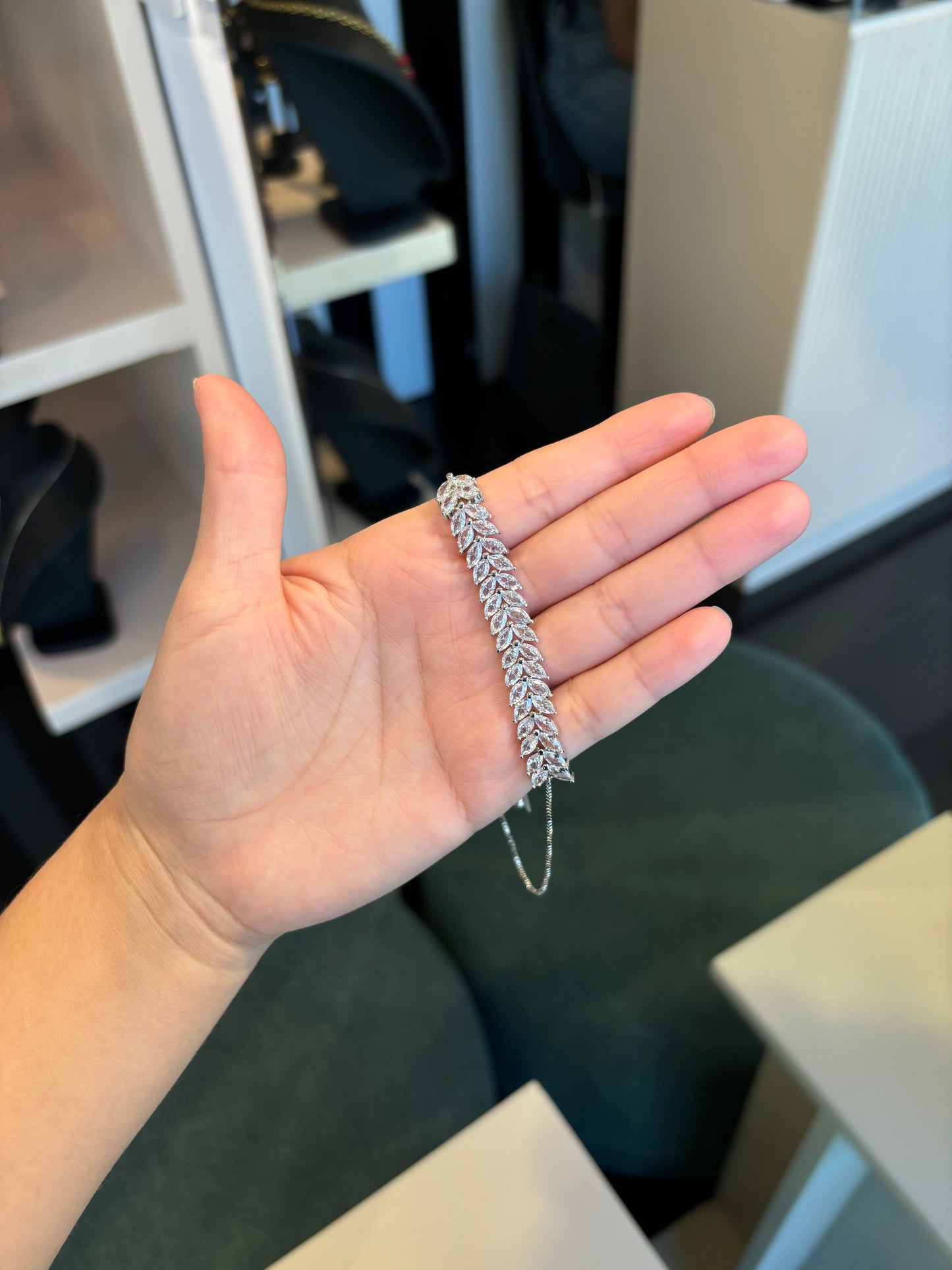 Pulsera reisa ajustable