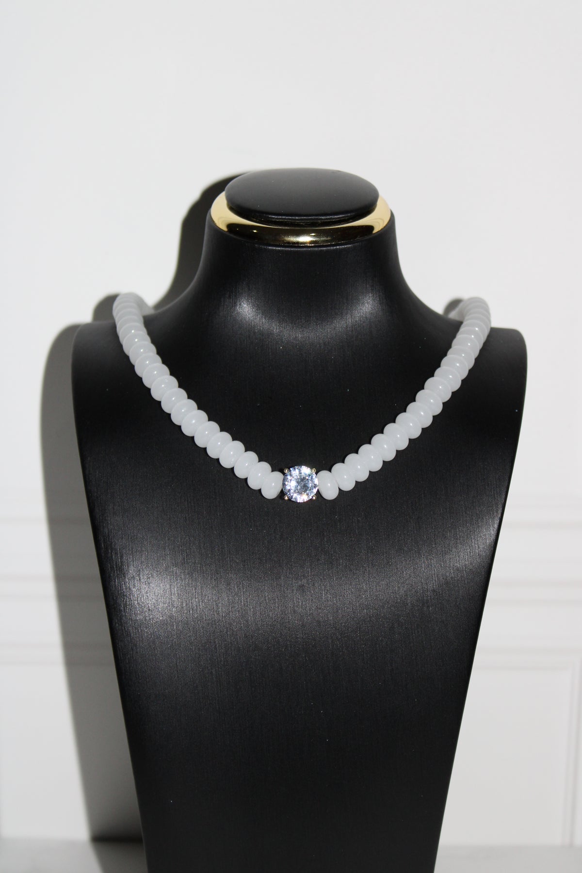 Collar White Circle