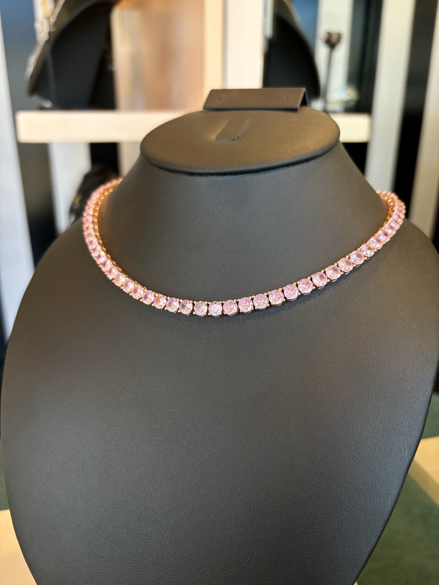 Collar tennis rosa