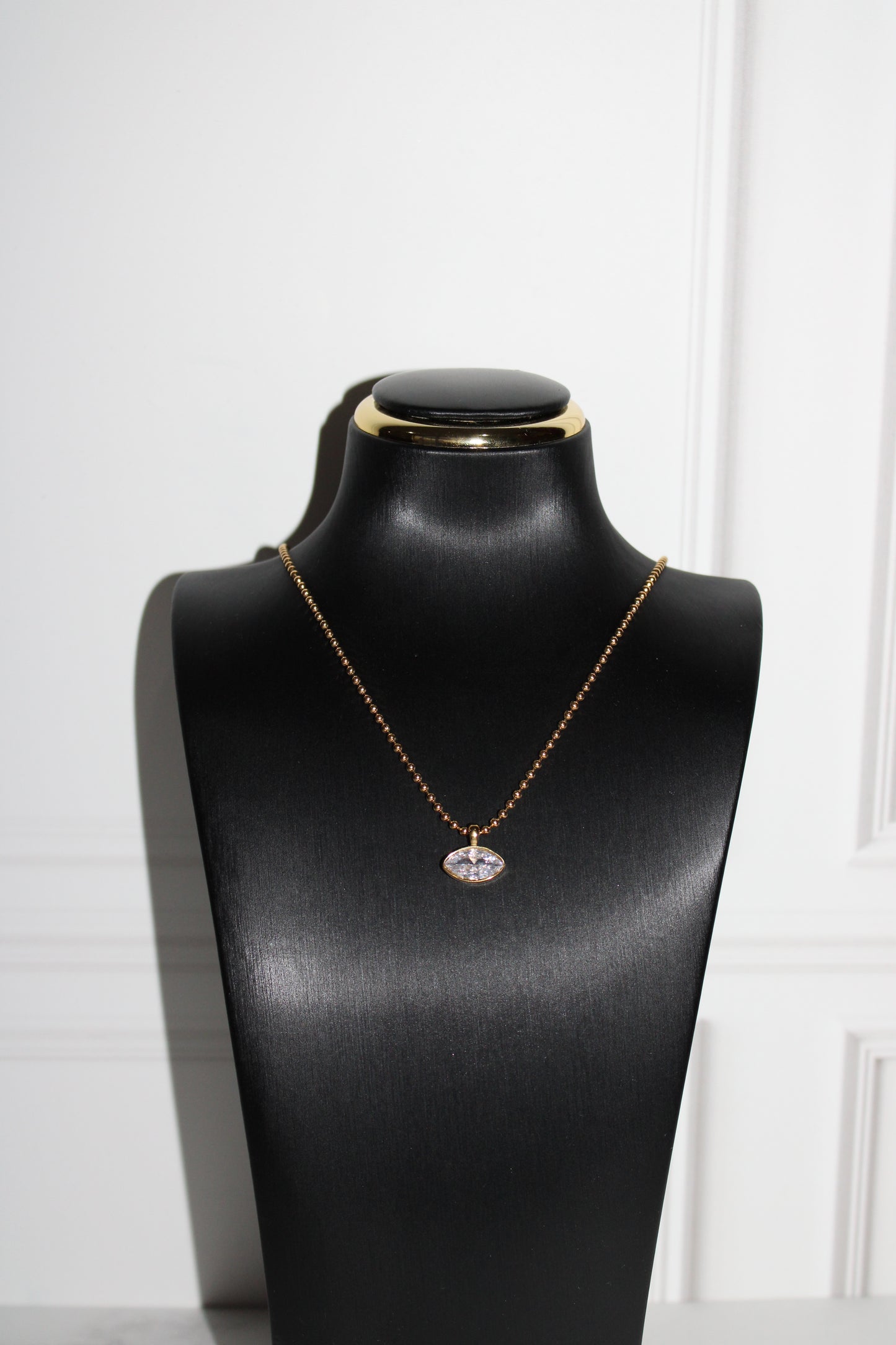 Collar Vale gold
