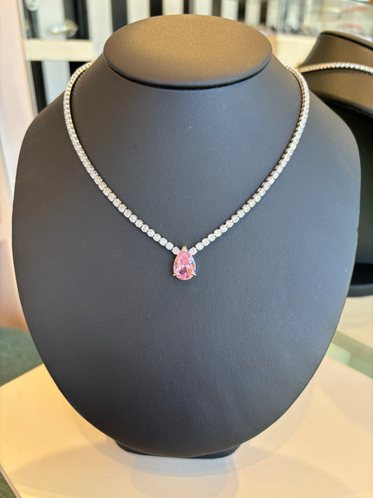 Collar pink diamond