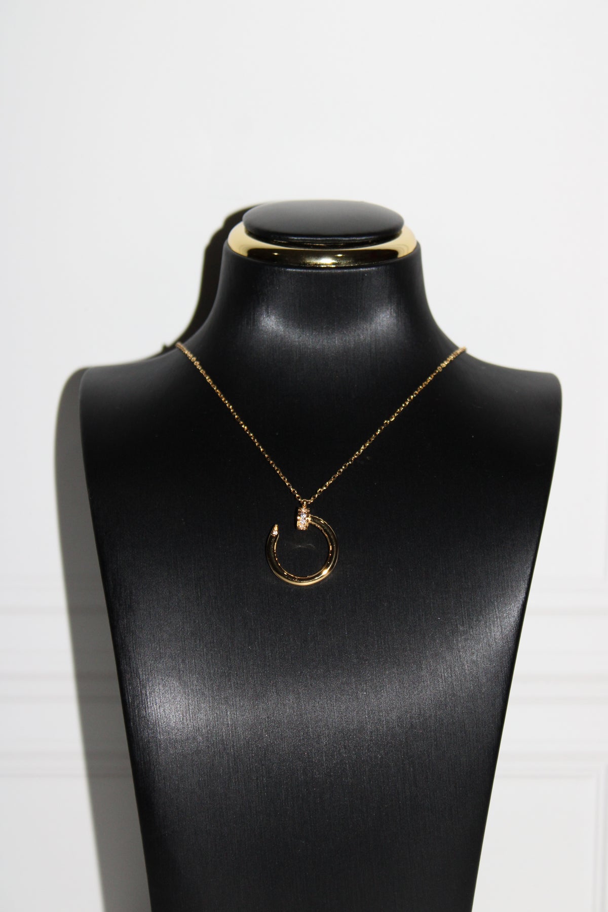 Collar Cartier Clavo gold