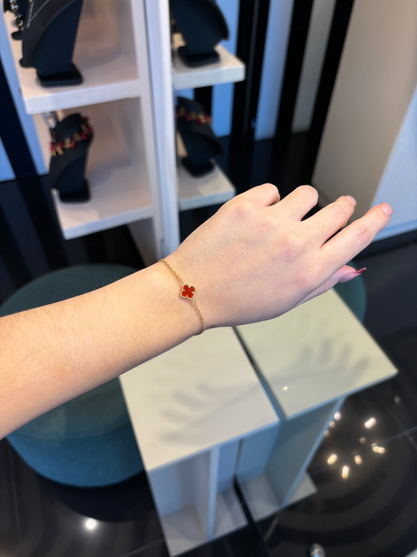 Pulsera flor VCA tinta
