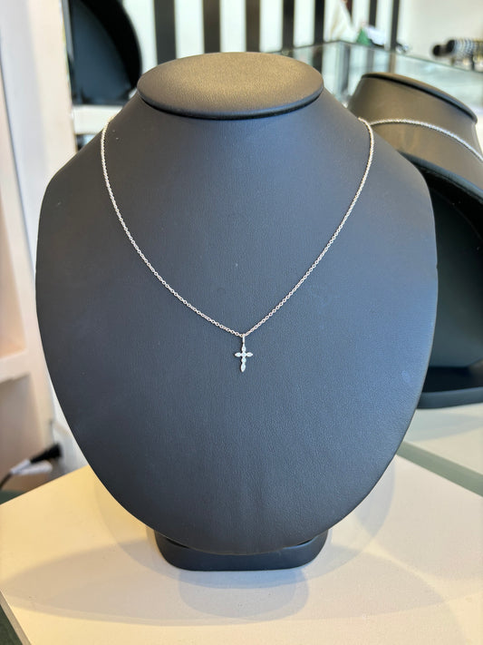 Collar cruz plata.925
