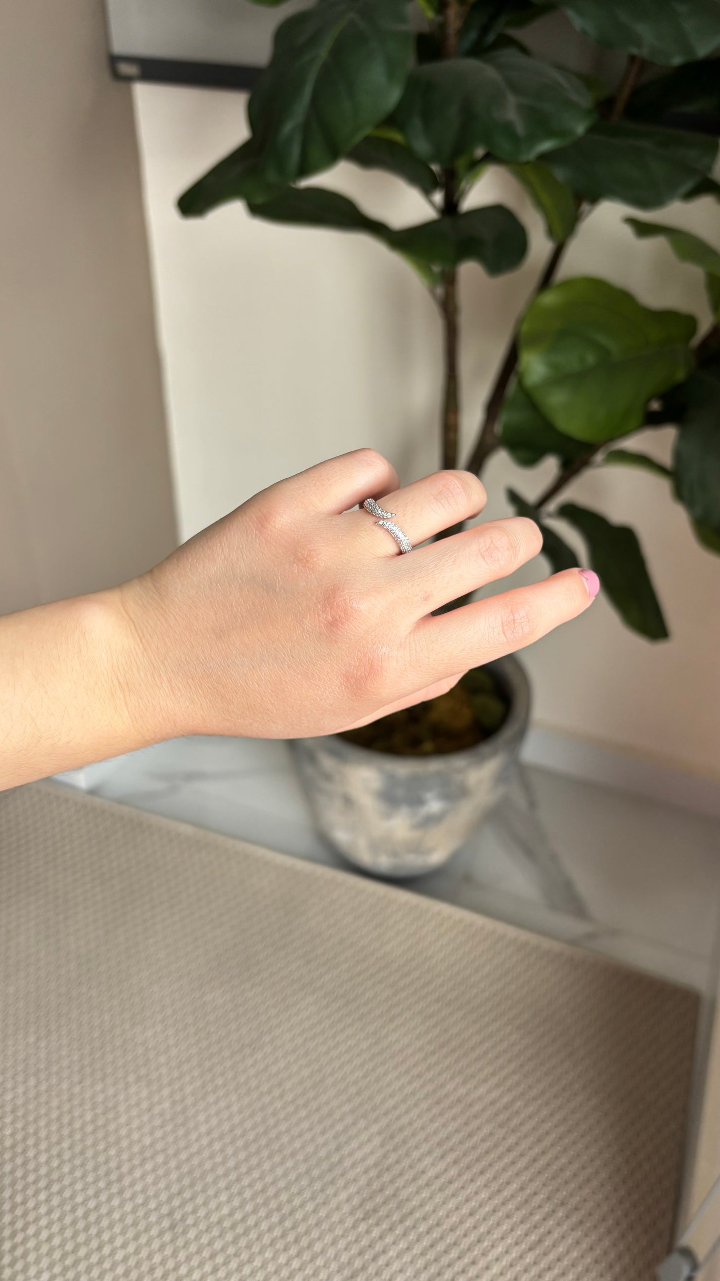 Anillo zirconias ajustable