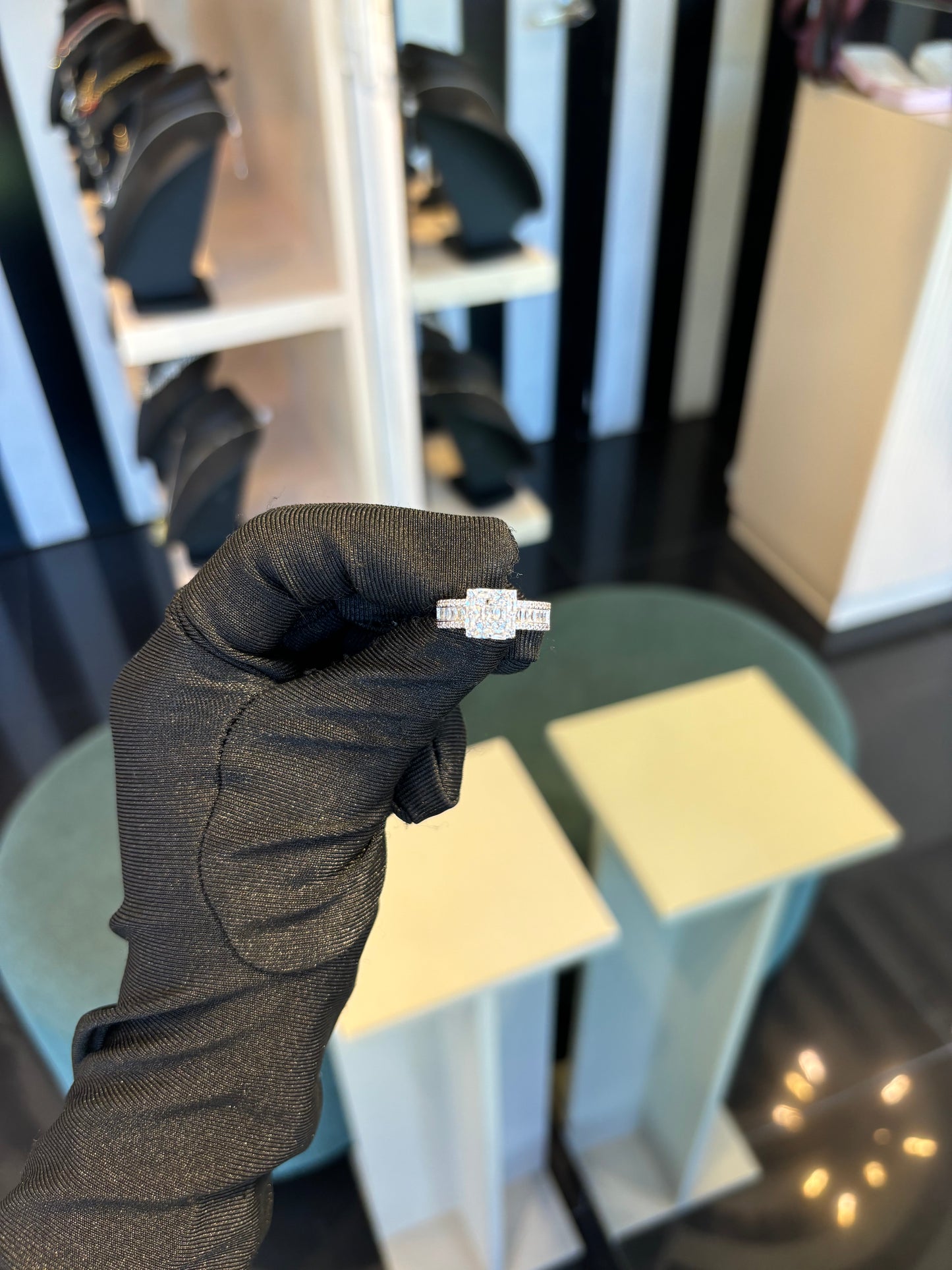 Anillo zirconia ajustable