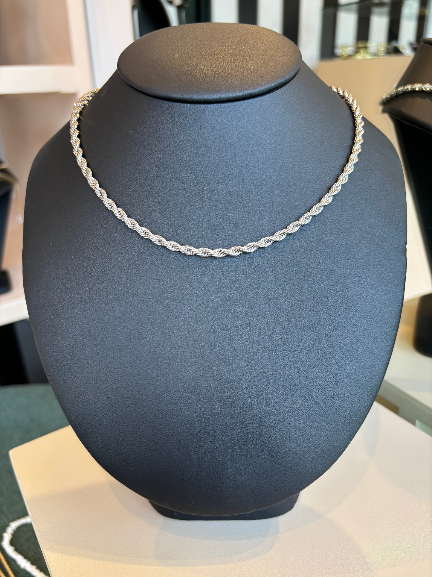 Collar torzal plata