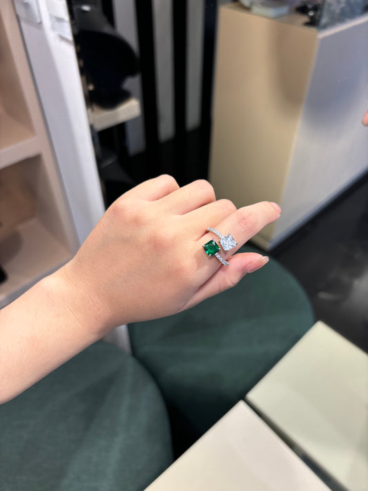 Anillo esmeralda ajustable
